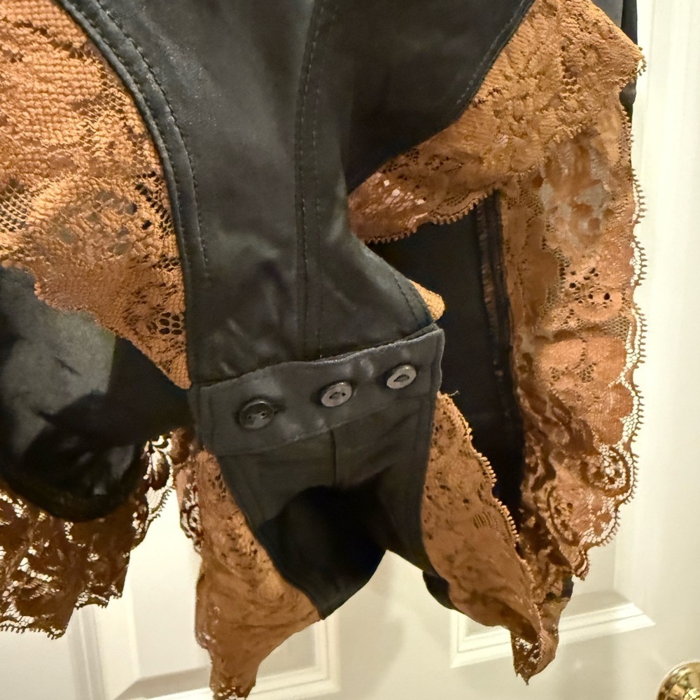 FREE PEOPLE INTIMATELY FIRST DATE ROMPER in Black Combo NWT sz M - Picture 7 of 11